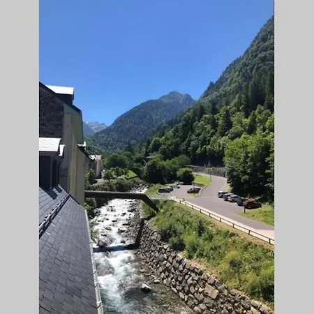 T2 Classé Confort, Centre, équipé Pour Bébé, Et Wifi Gratuite *