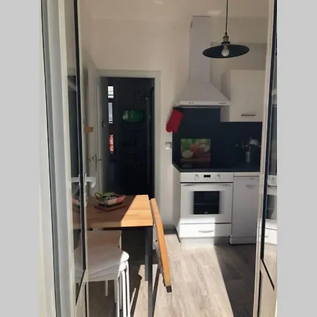 T2 Classe Confort, Centre, Equipe Pour Bebe, Et Wifi Gratuite Daire